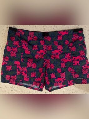 Men’s Vintage Patagonia River Shorts size XL